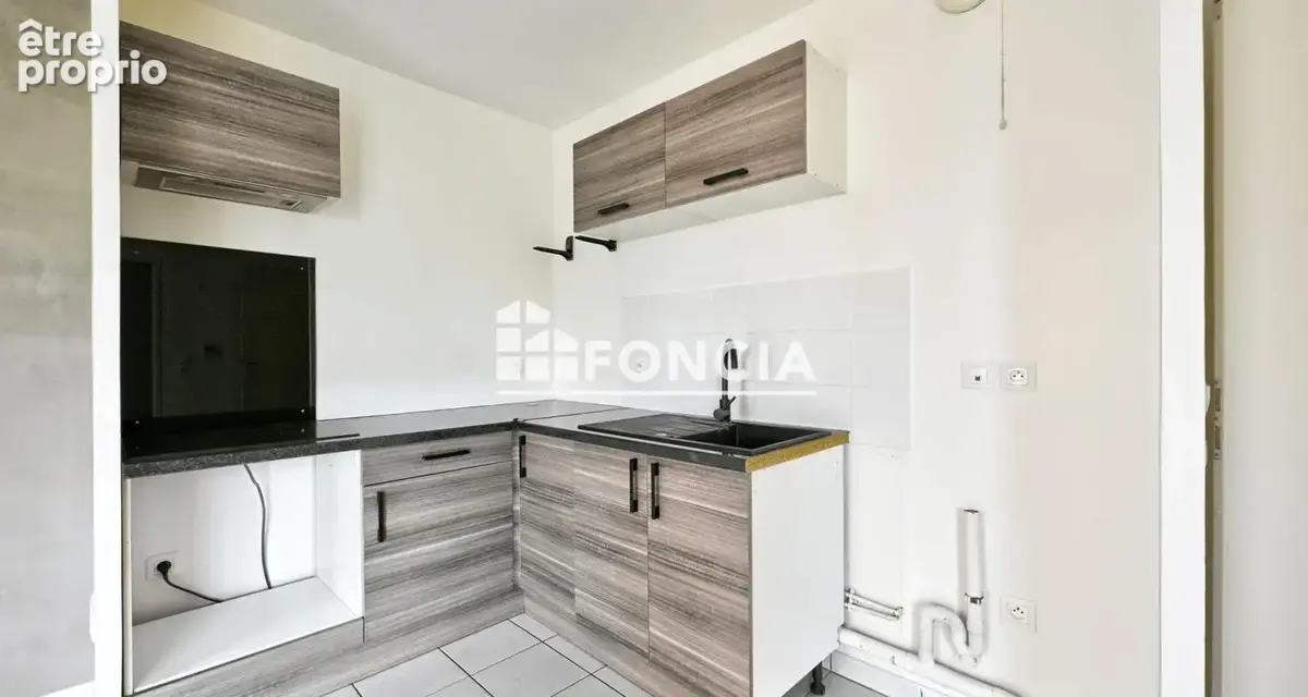 À VENDRE – T2 avec belle terrasse couverte et parking sécurisé - photo 4