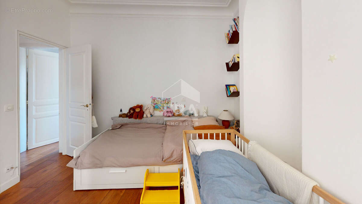 Appartement à PARIS-19E