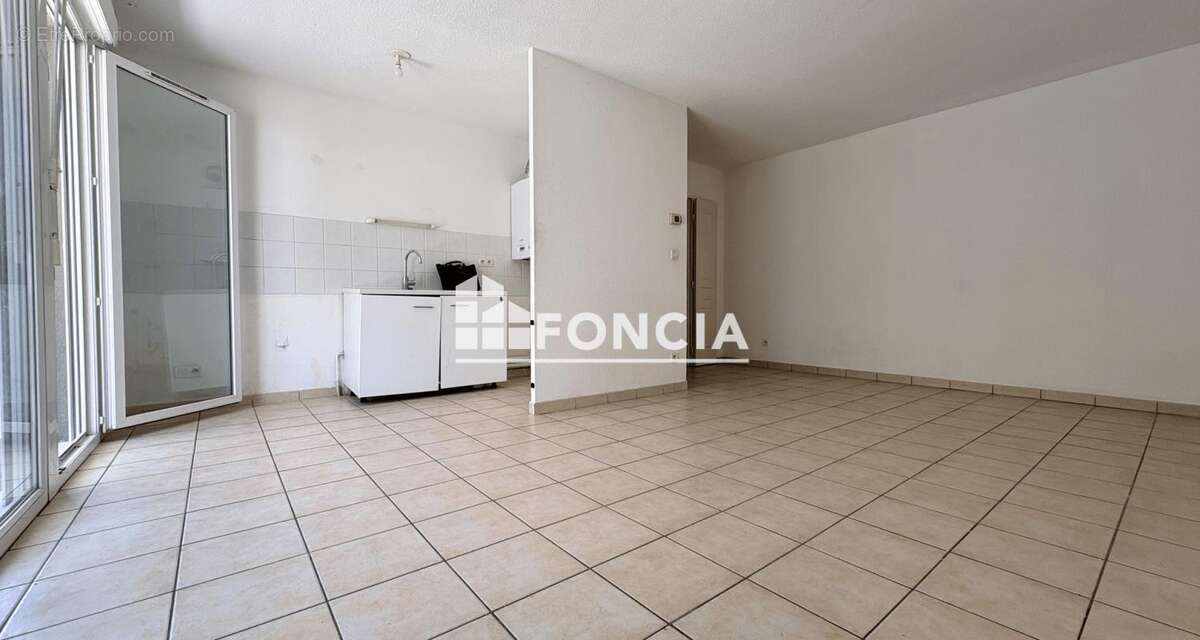 A vendre t3 60m2 + garage - libre de toute occupation - photo 3