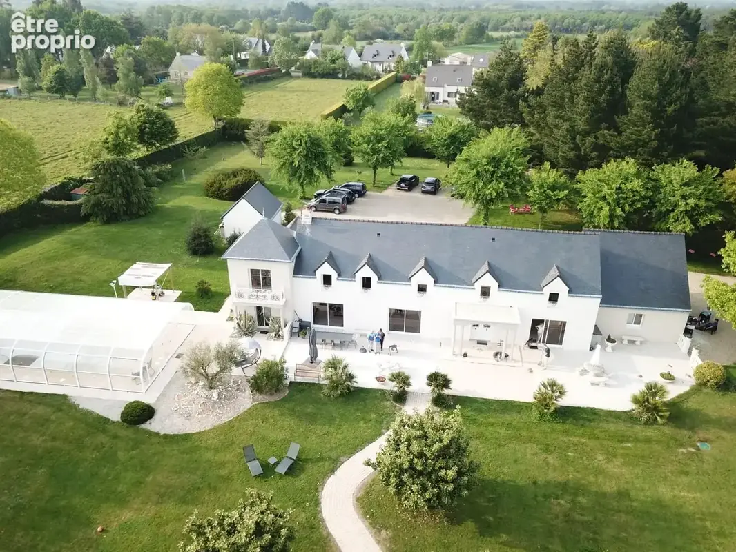 Maison 9 pièces 288 m² à vendre à Dreffeac (44530) - photo 2