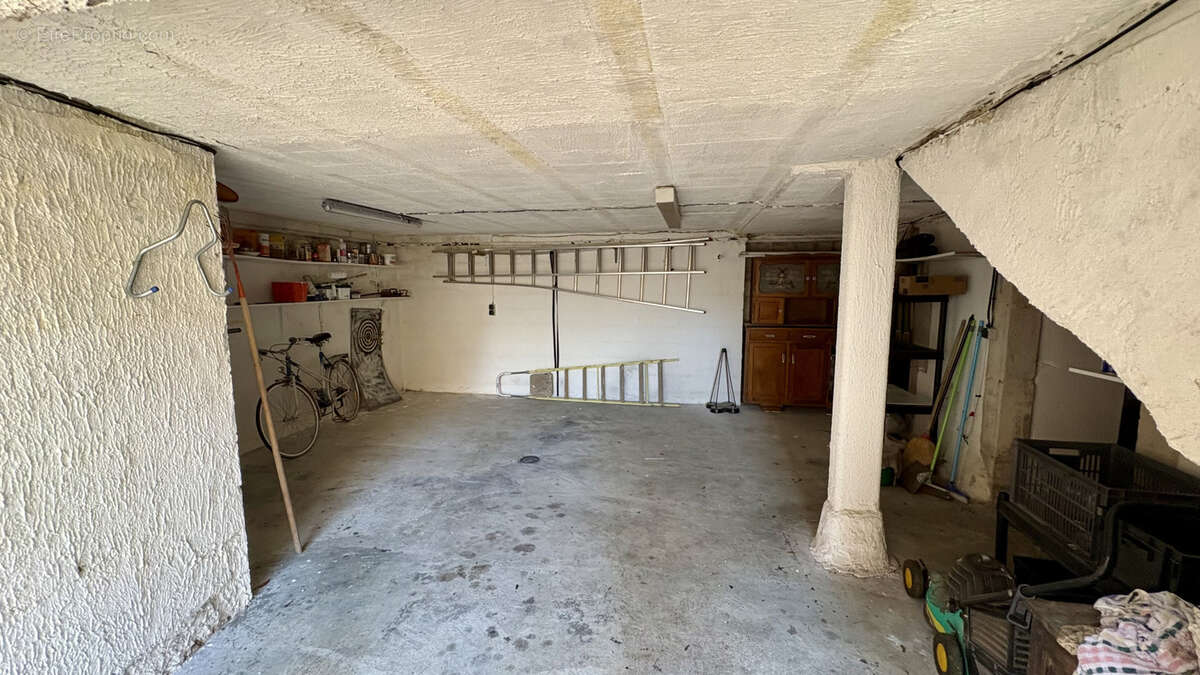 Maison à MONTROZIER