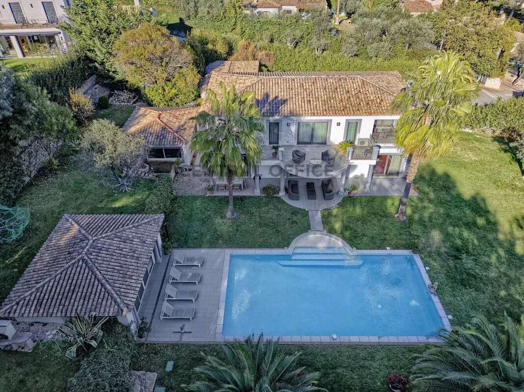 Maison à MOUGINS