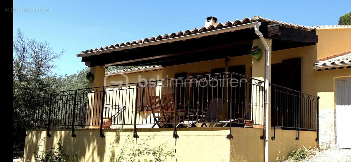Coup de cœur à Néoules – Charmante villa de plain-pied, calme absolu et grand terrain sans vis-à-vis - photo 5