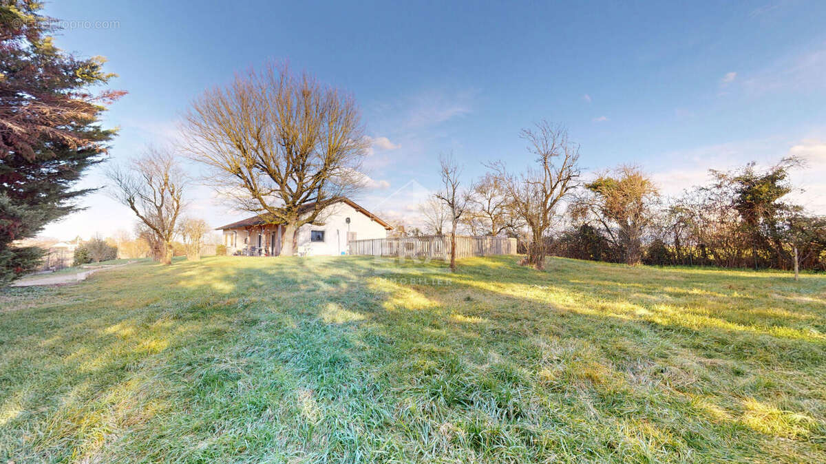 Maison à CHATEAU-GAILLARD
