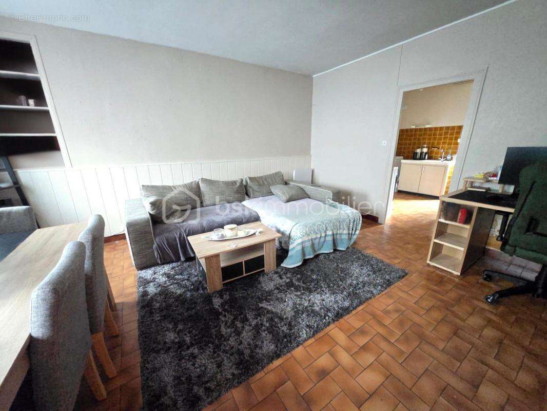 Appartement à LA GUERCHE-SUR-L'AUBOIS