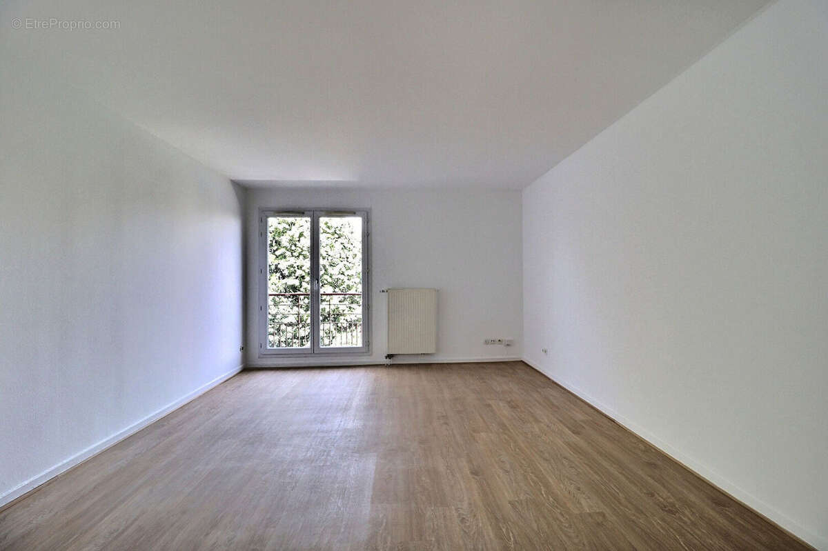 Appartement à L'ILE-SAINT-DENIS