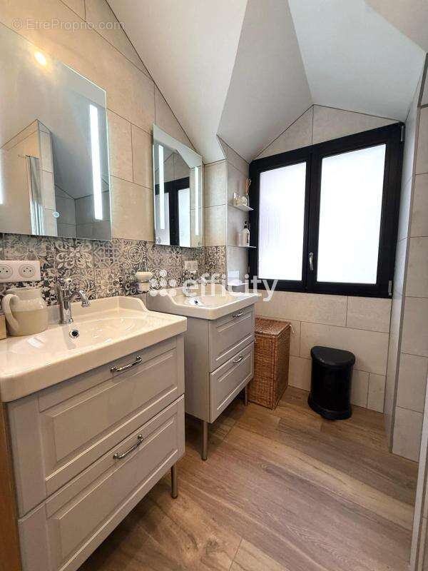 Maison à EVIAN-LES-BAINS