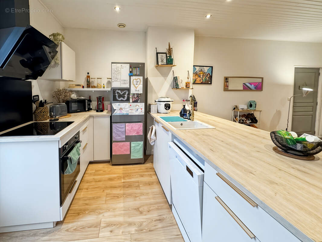 Appartement à LE TEMPLE