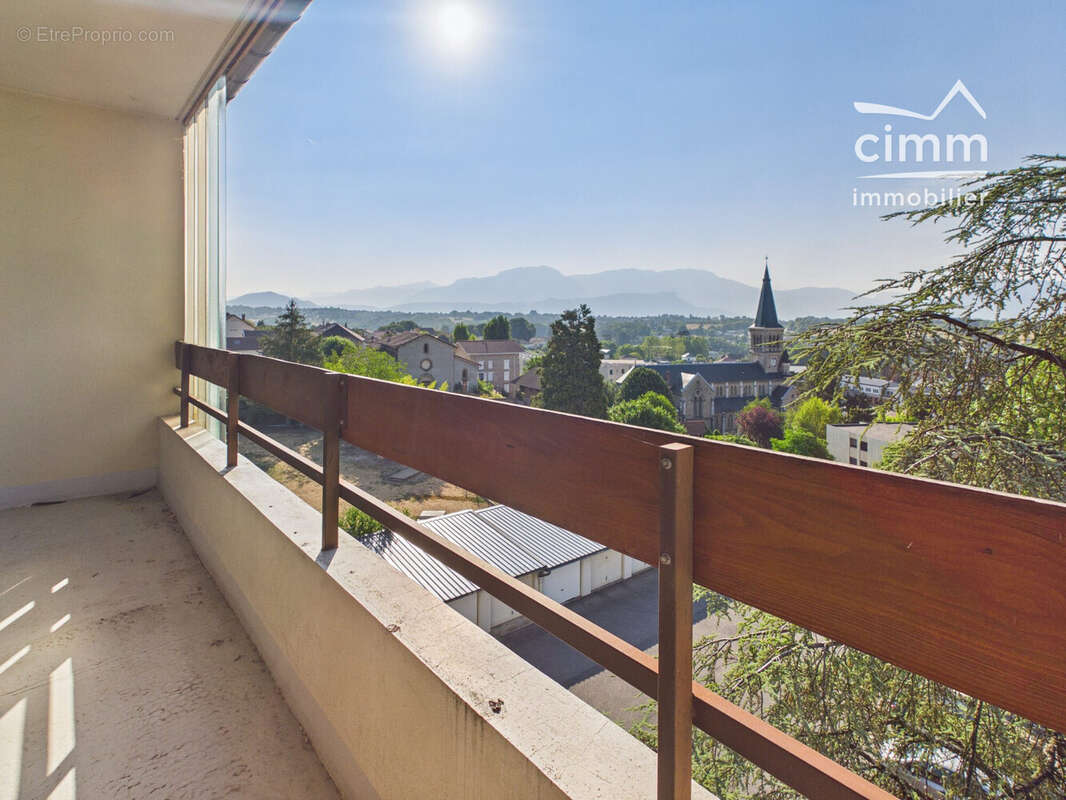 Appartement 82 m² à Rives  - photo 3