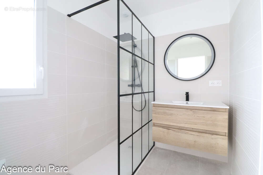 Maison à SAINT-GEORGES-DE-DIDONNE