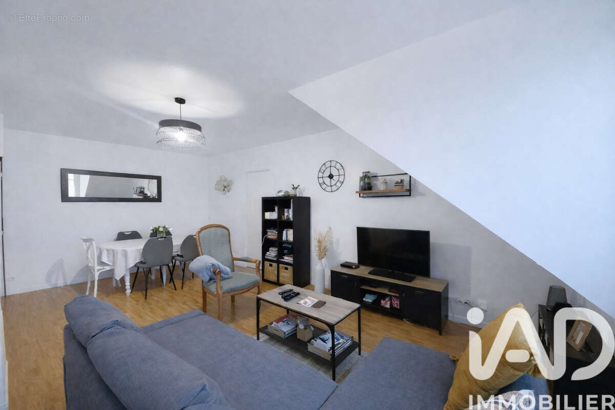 Photo 4 - Appartement à BAILLY-ROMAINVILLIERS