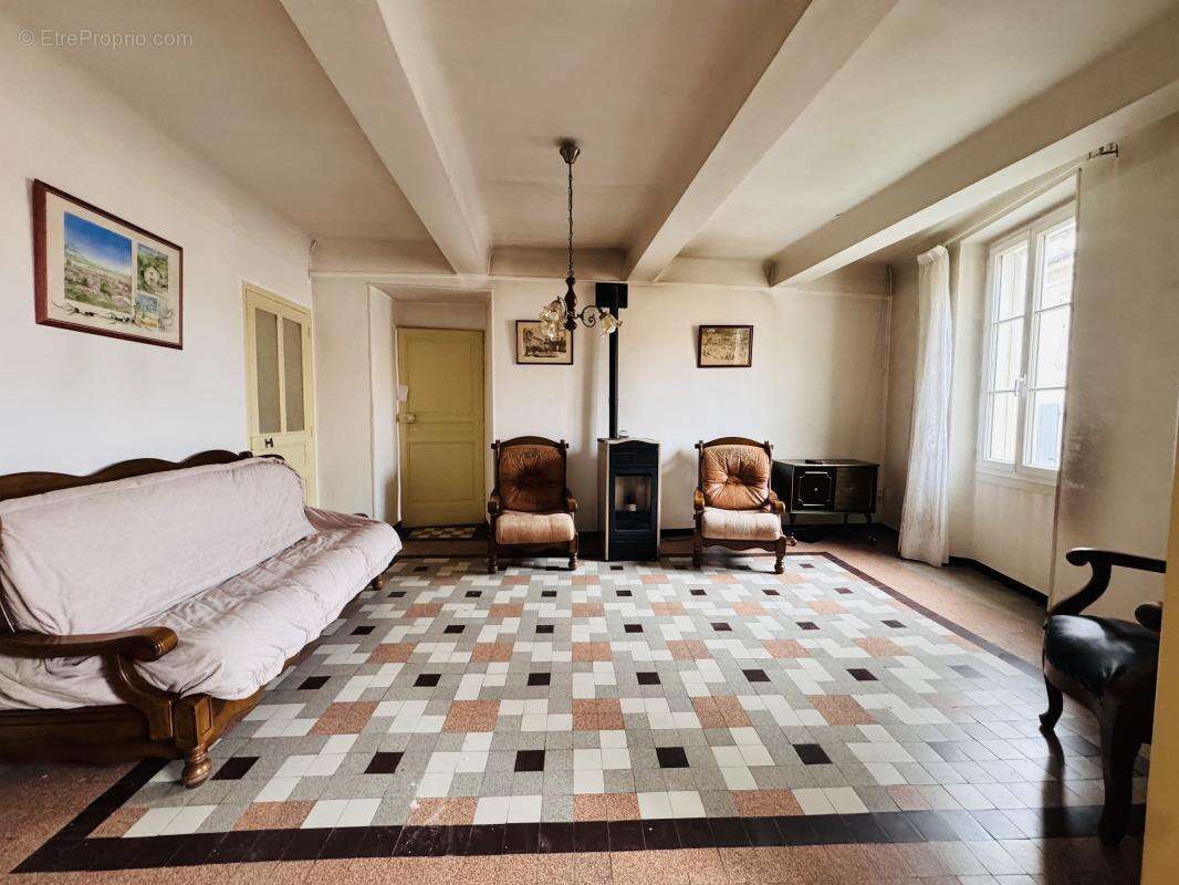 Maison T4 sur trois niveaux - photo 2