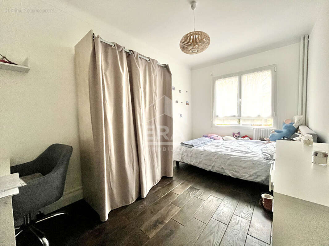 Appartement à SARTROUVILLE