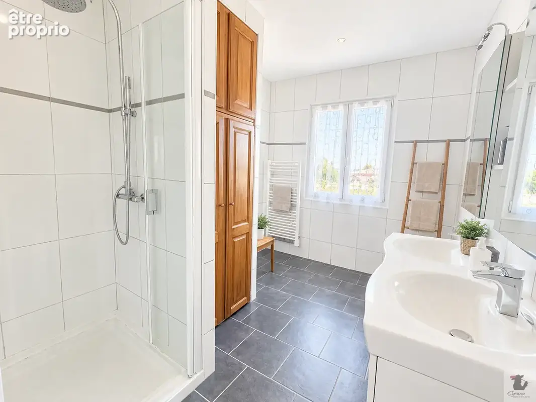 Maison d'exception - 205 m2- position dominante - aucun travaux - photo 8