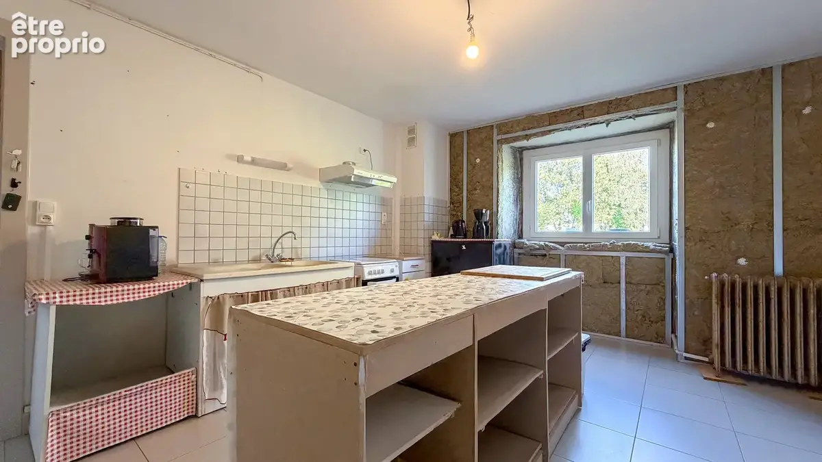 Pierrefontaine-les-varans   t4 de 132 m2 avec 1 206 m2 de jardin privatif - photo 2