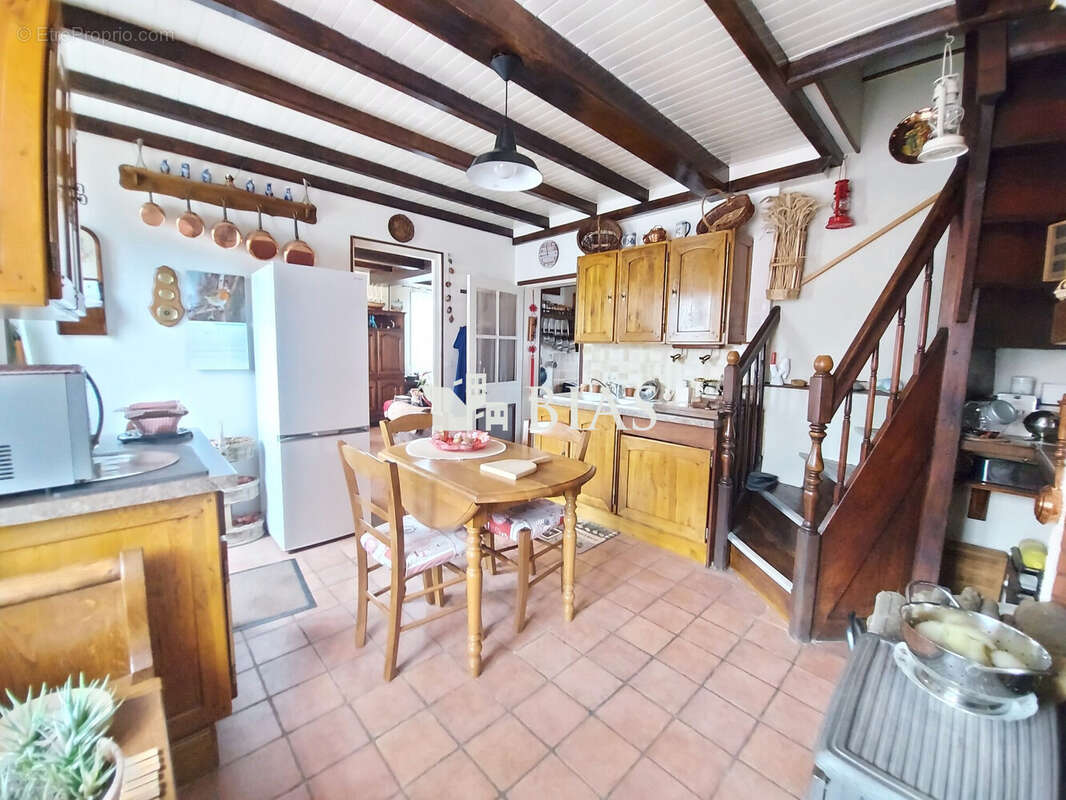 Maison à PONT-L'EVEQUE