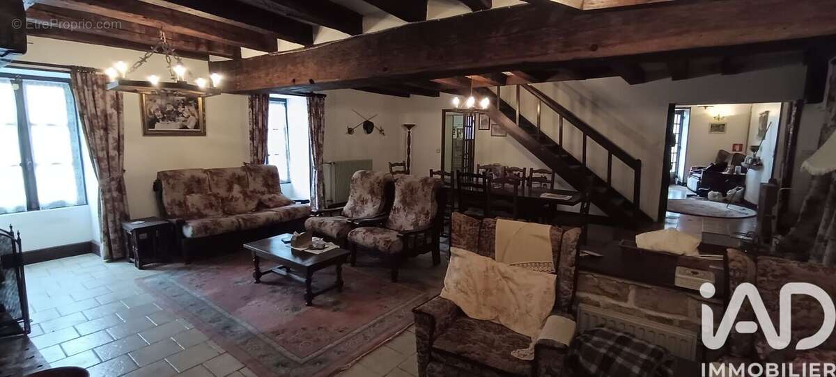 Photo 5 - Maison à SURIN