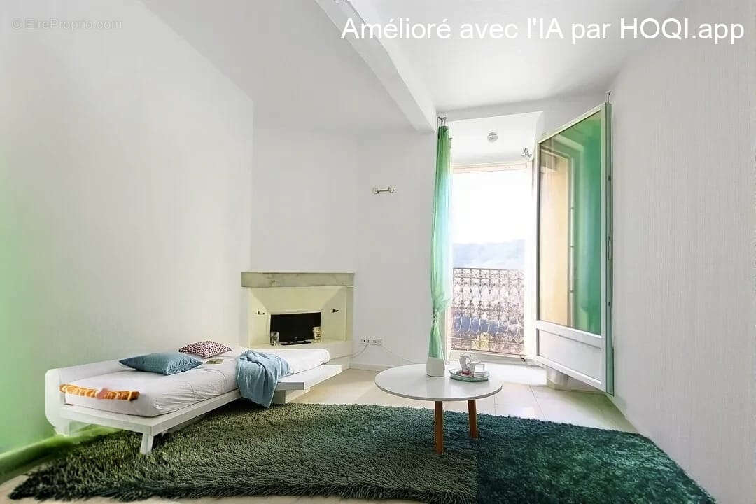 Appartement à BAGNOLS-EN-FORET
