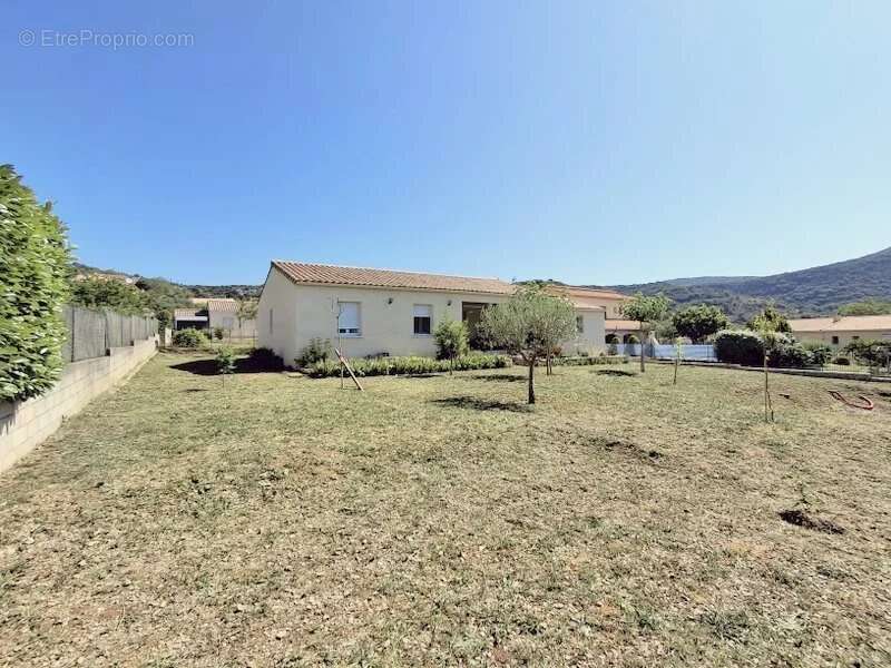 Maison à SAINT-AMBROIX