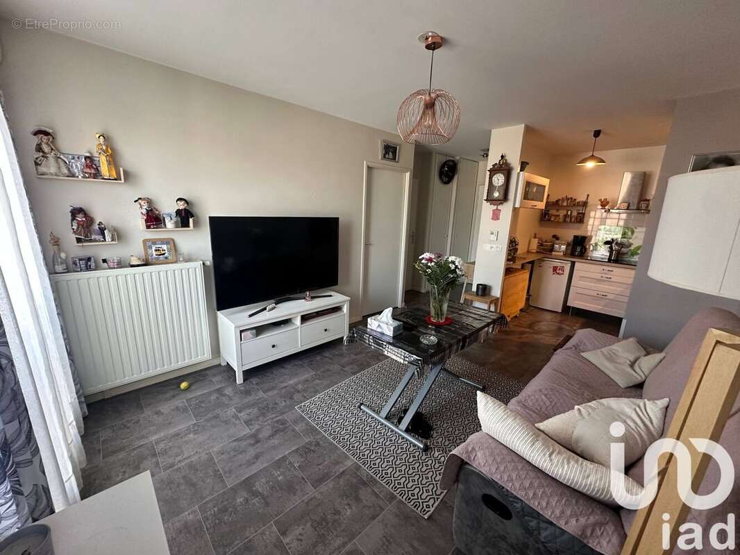 Photo 2 - Appartement à LIEUSAINT