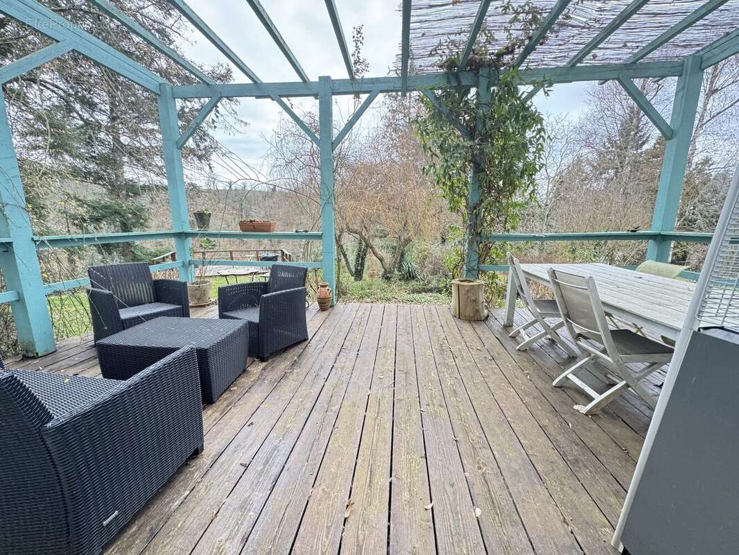 Maison à NERIS-LES-BAINS