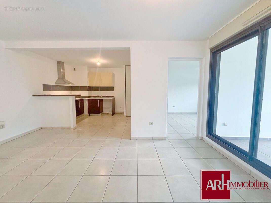 Appartement 3 pièces 59 m² à vendre à Saint-Denis (97400) - photo 3