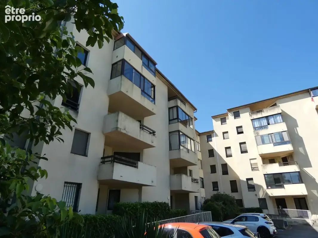 Alès, location appartement avec terrasse et garage - photo 11