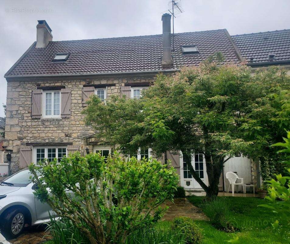 Maison à HEROUVILLE