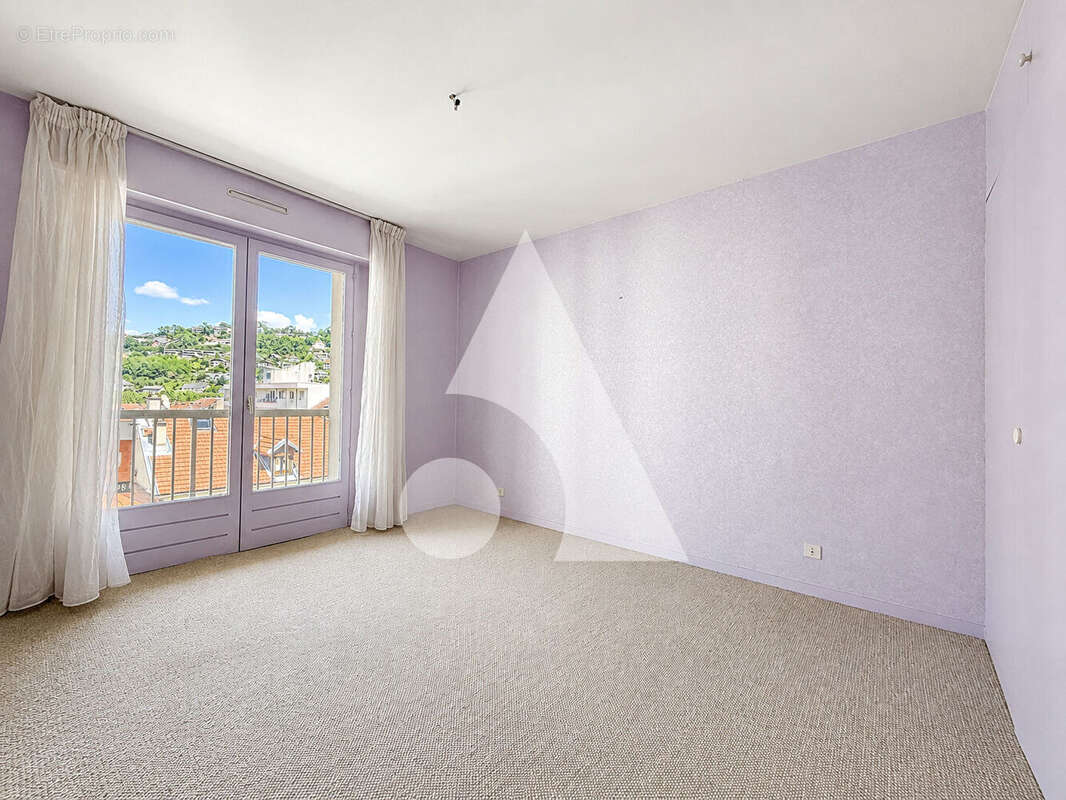 Appartement à AIX-LES-BAINS