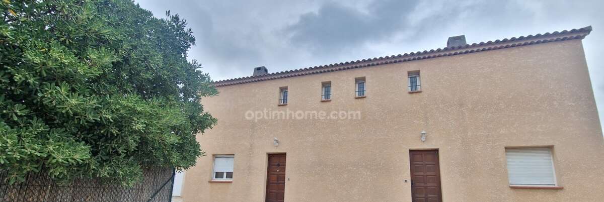 T2 type haut de villa avec 2 places de parking! - photo 2