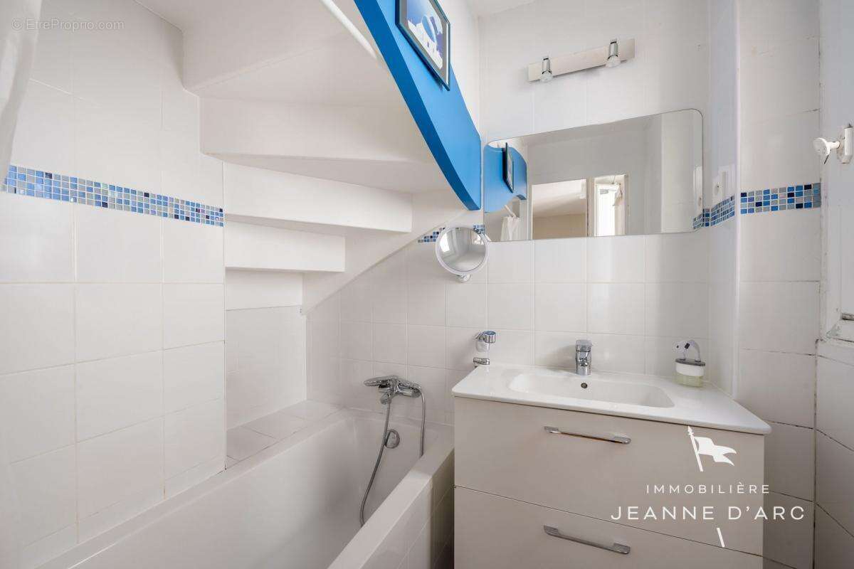 Appartement à VERSAILLES