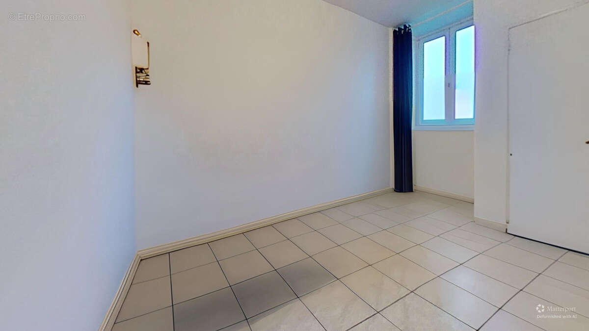 Appartement à MARSEILLE-15E