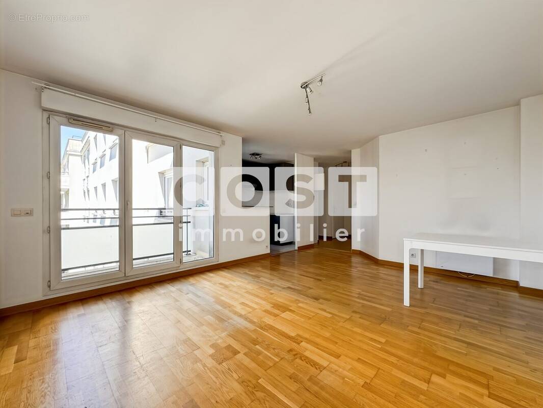 Appartement à ASNIERES-SUR-SEINE