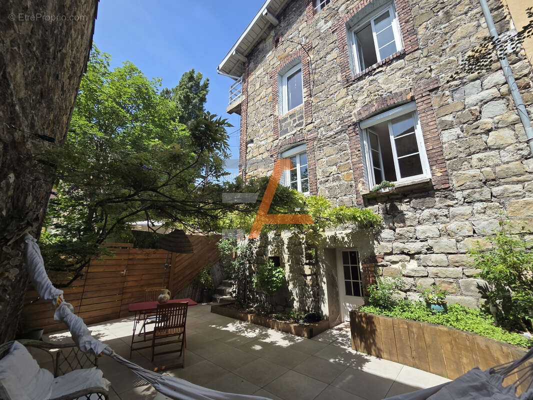 Maison à SAINT-ETIENNE