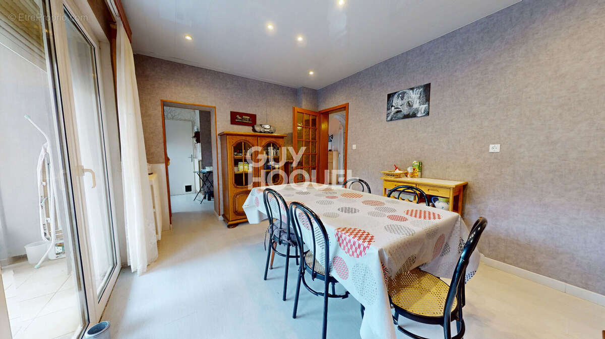 Maison à HOMBOURG-HAUT