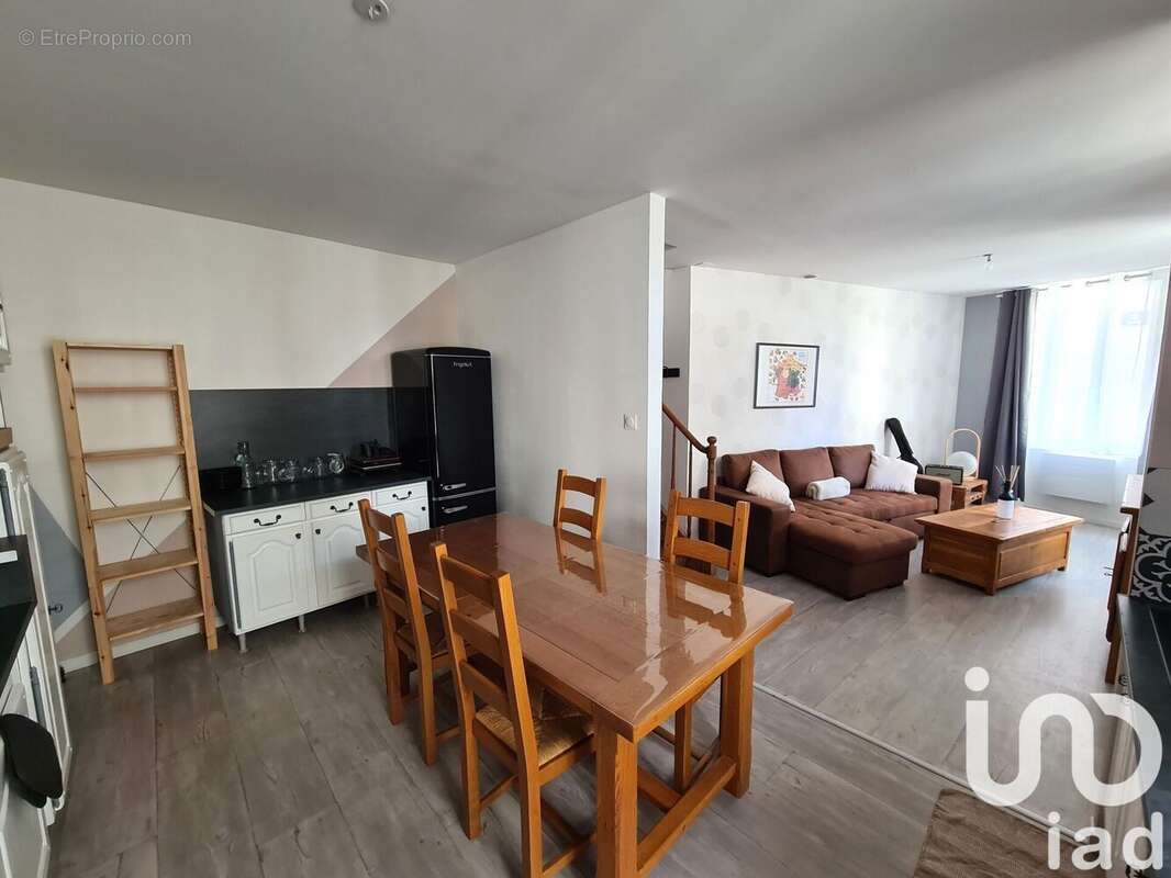 Photo 3 - Maison à SAINT-PORCHAIRE