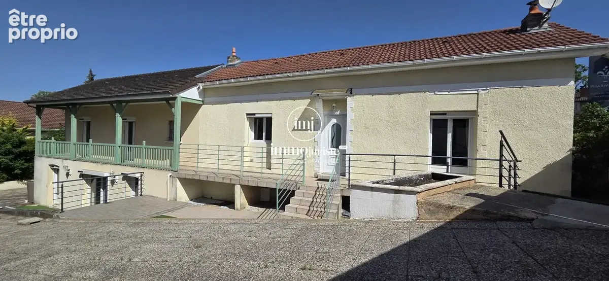 Maison à COUZEIX