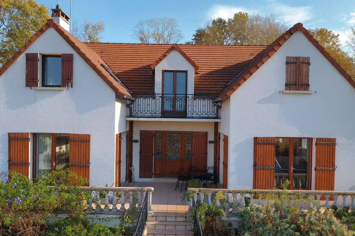 Maison à VILLIERS-SAINT-FREDERIC