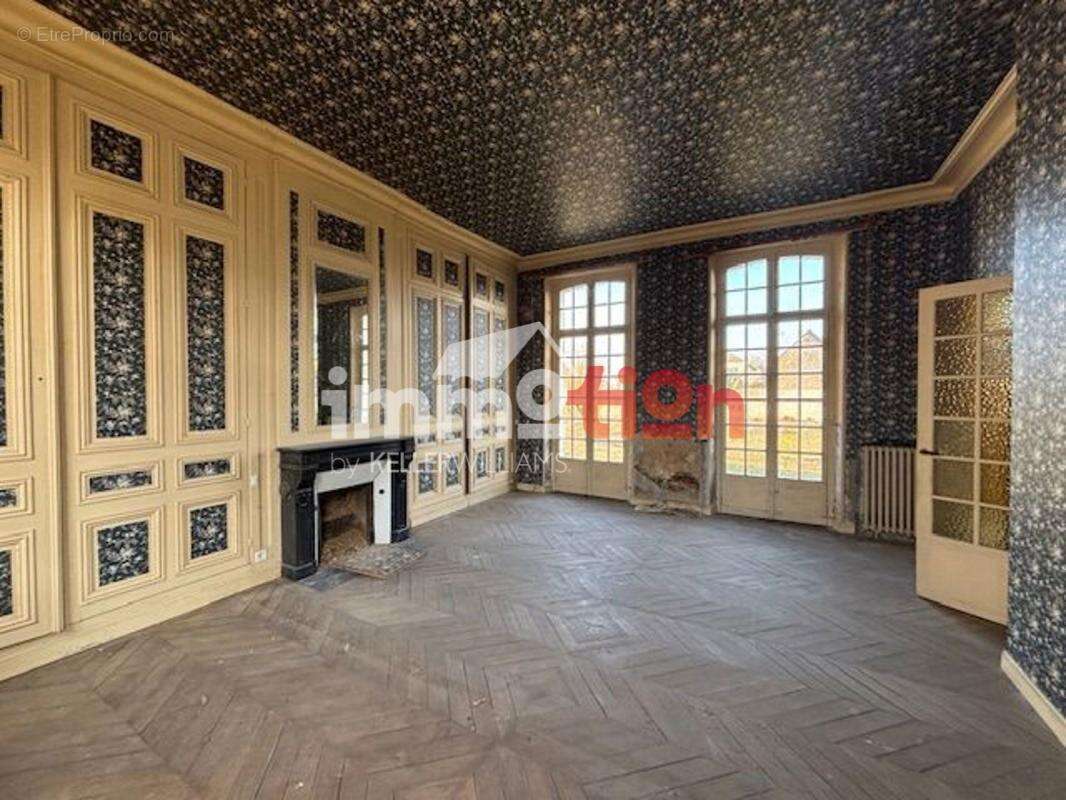 Maison à FEUQUIERES-EN-VIMEU