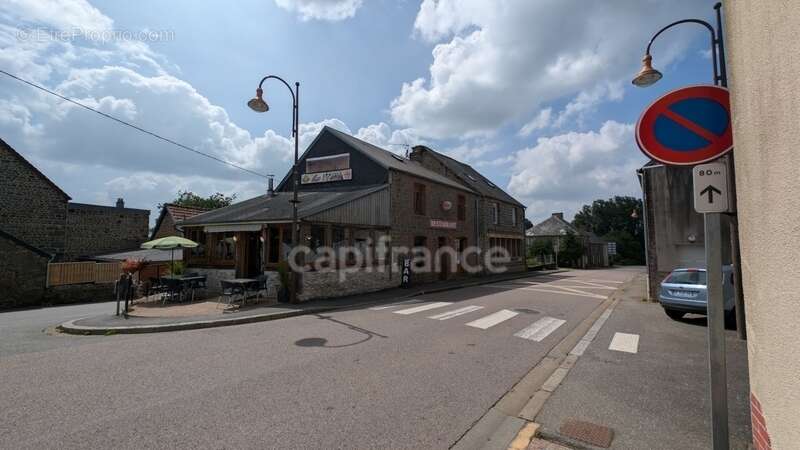 Dpt Orne (61), à vendre LA SAUVAGERE Local commercial - photo 2
