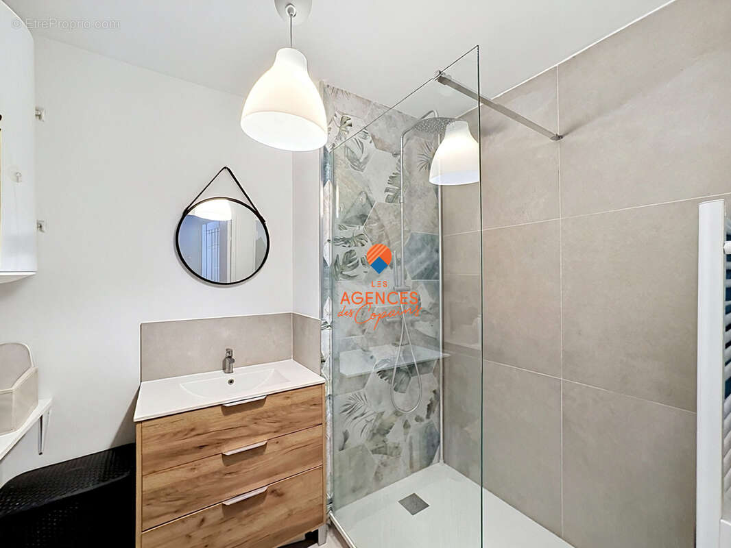 Appartement à LA VALETTE-DU-VAR