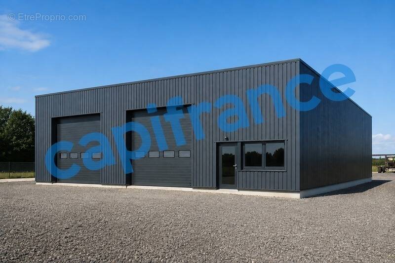 Commerce à SAINT-CHRISTOPHE-DU-LIGNERON