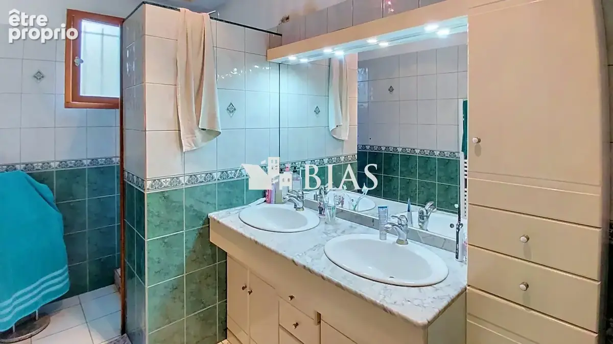 Maison 4 pièces 101 m² à vendre à Les Preaux (27500) - photo 8
