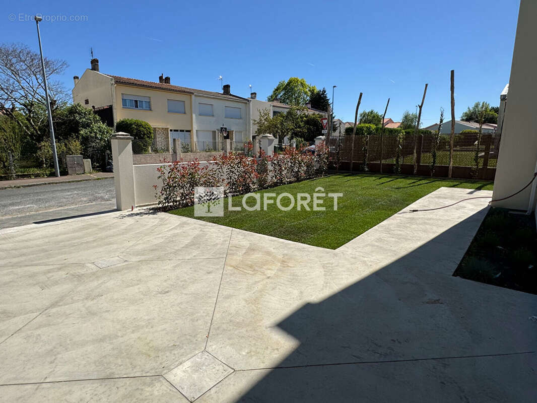 A vendre Maison Eysines 6pièce(s) 150 m² avec son annexe de 40 m² - photo 18