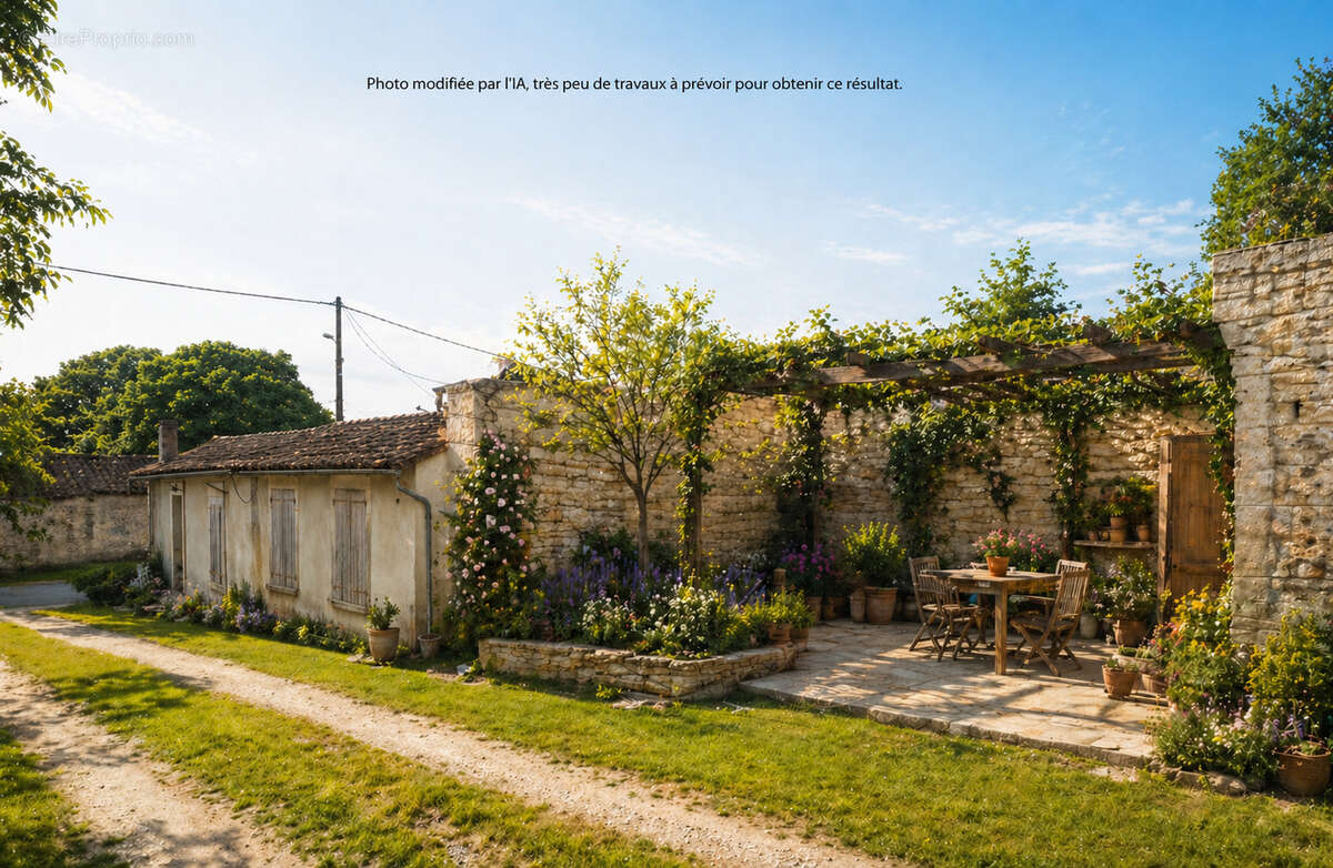 Maison à TRIAC-LAUTRAIT