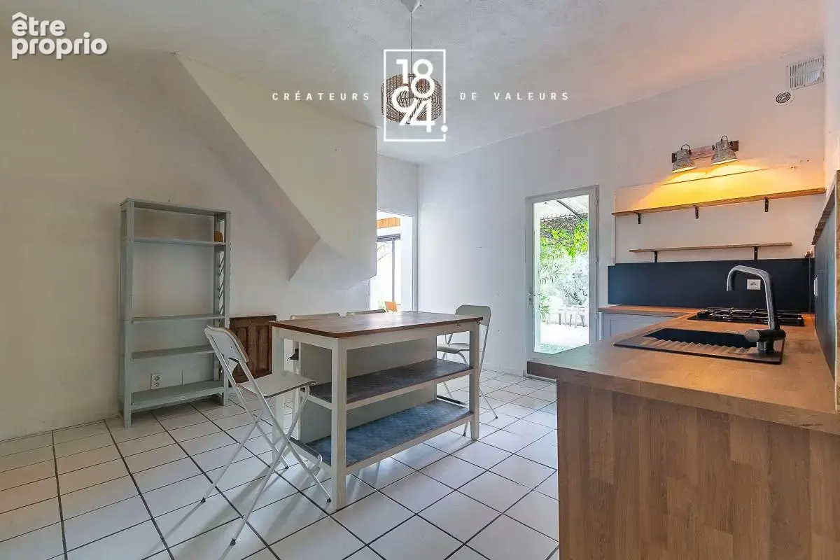 À la vente, villa familiale t5 + t3, terrain paysagé & piscine à lauris 84360 - photo 21