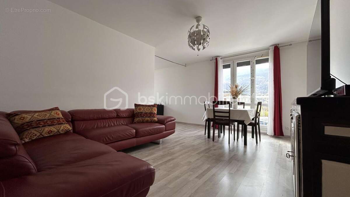 Appartement à SEYSSINS