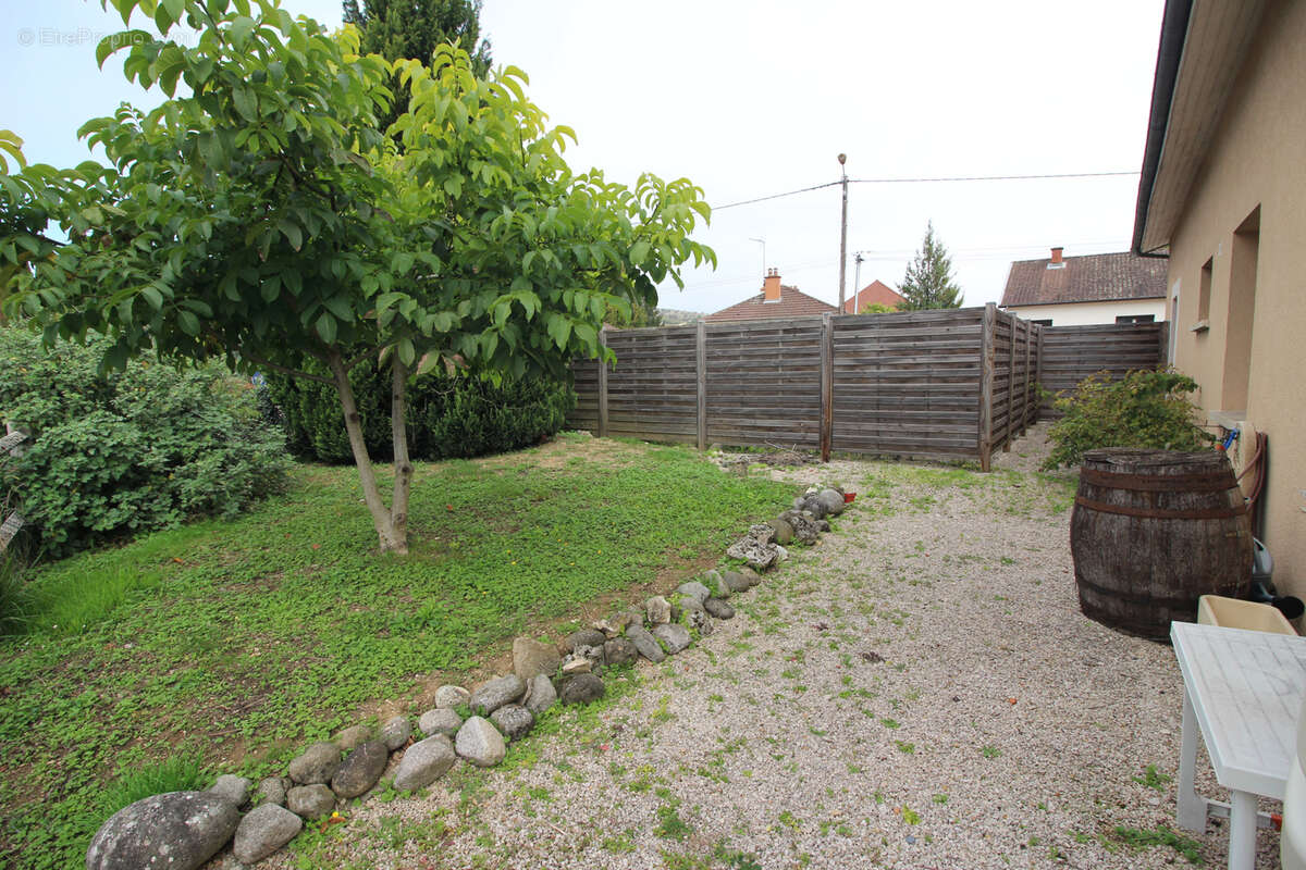 Maison à NUITS-SAINT-GEORGES
