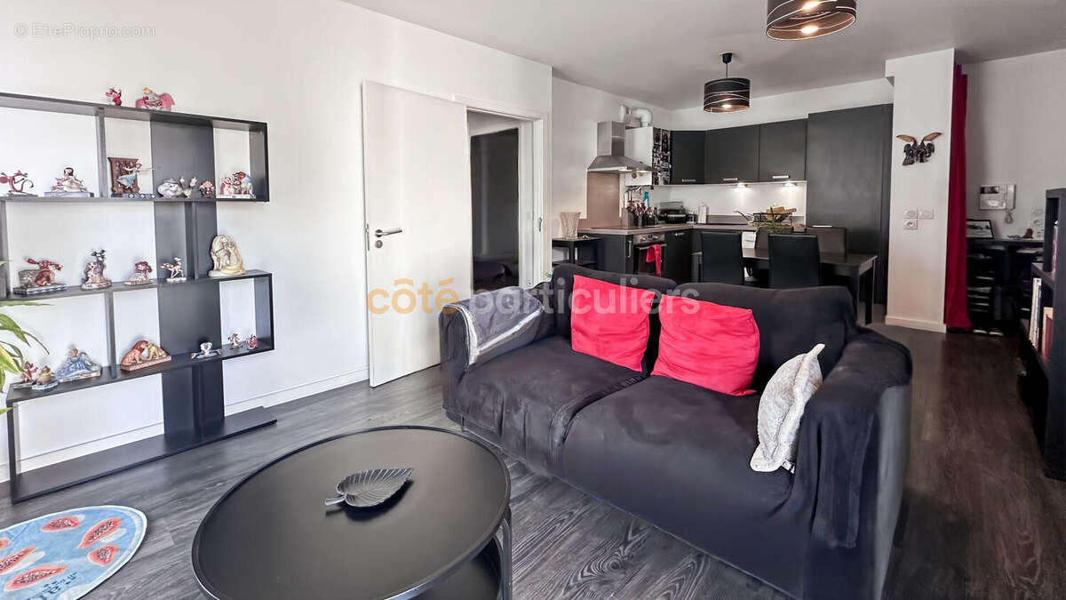 Appartement  2 pièces à Brie-Comte-Robert - photo 3