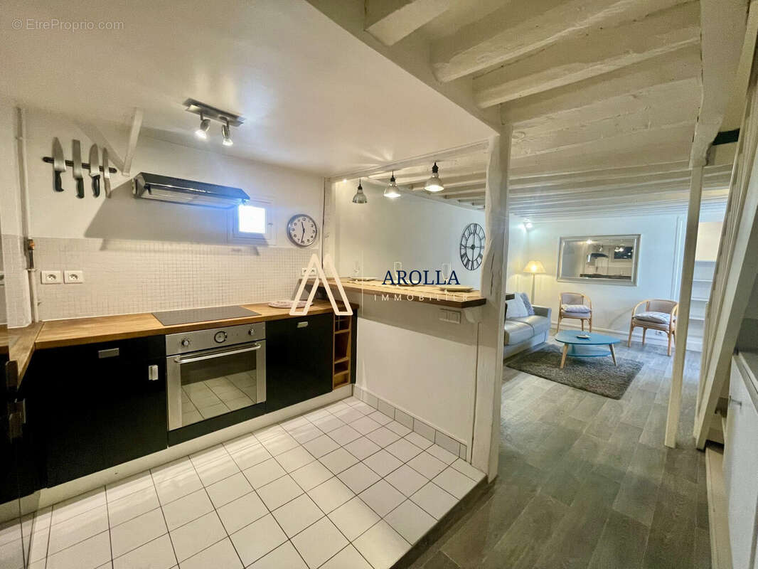 Appartement à PARIS-9E